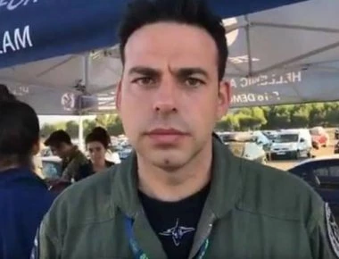 Γιώργος Παπαδάκης: Αυτός είναι ο πιλότος που συγκίνησε όλη την Ελλάδα